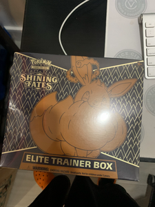 Pokemon Shining Fates Elite Trainer Box